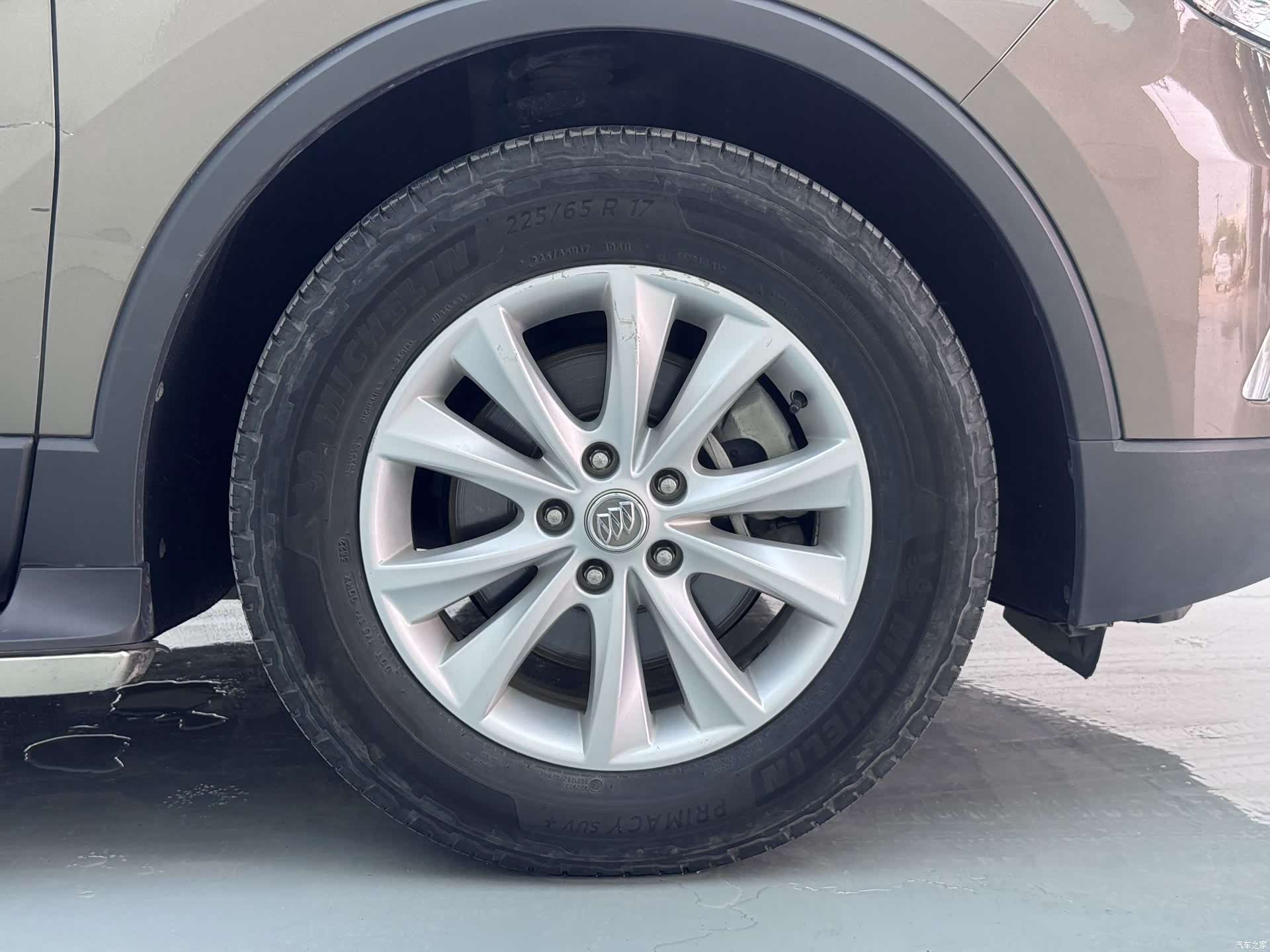 Buick Envision Plus, 2017 8