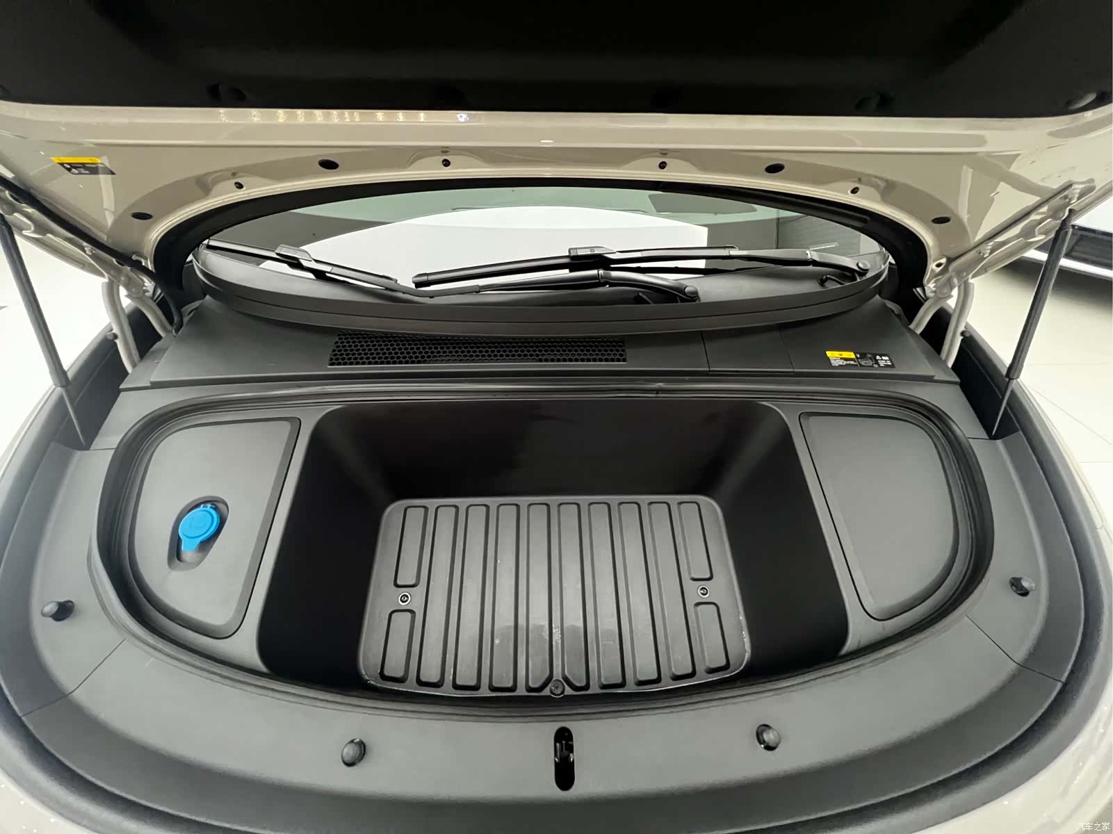 Li Auto i6, 2025 8