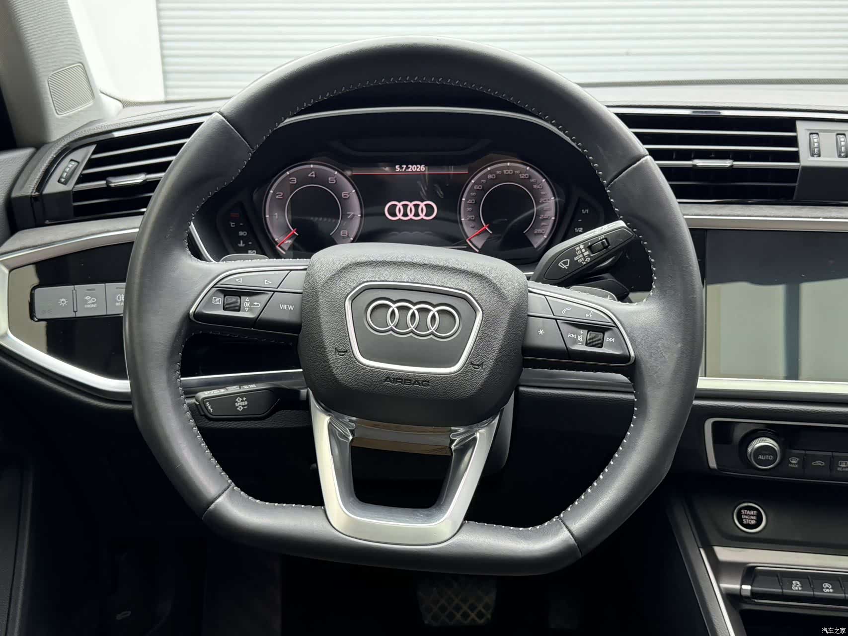 Audi Q3, 2022 14