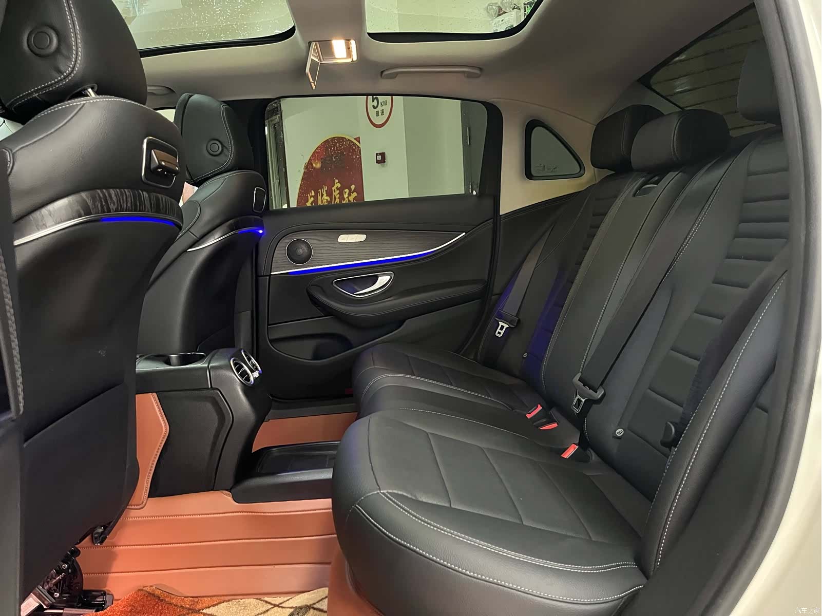 Mercedes-Benz E-Class, 2020 18
