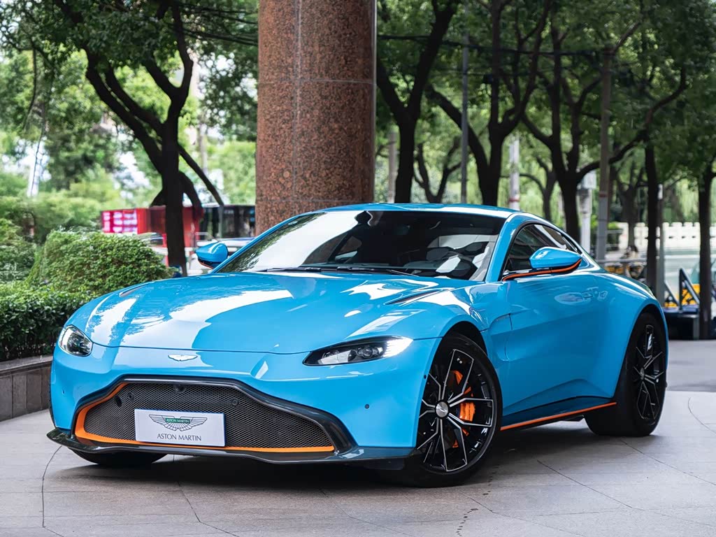 Aston Martin V8 Vantage