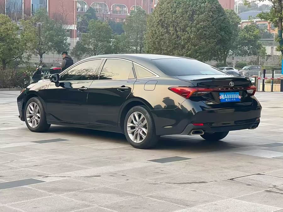 Toyota Avalon 2020, фото 6