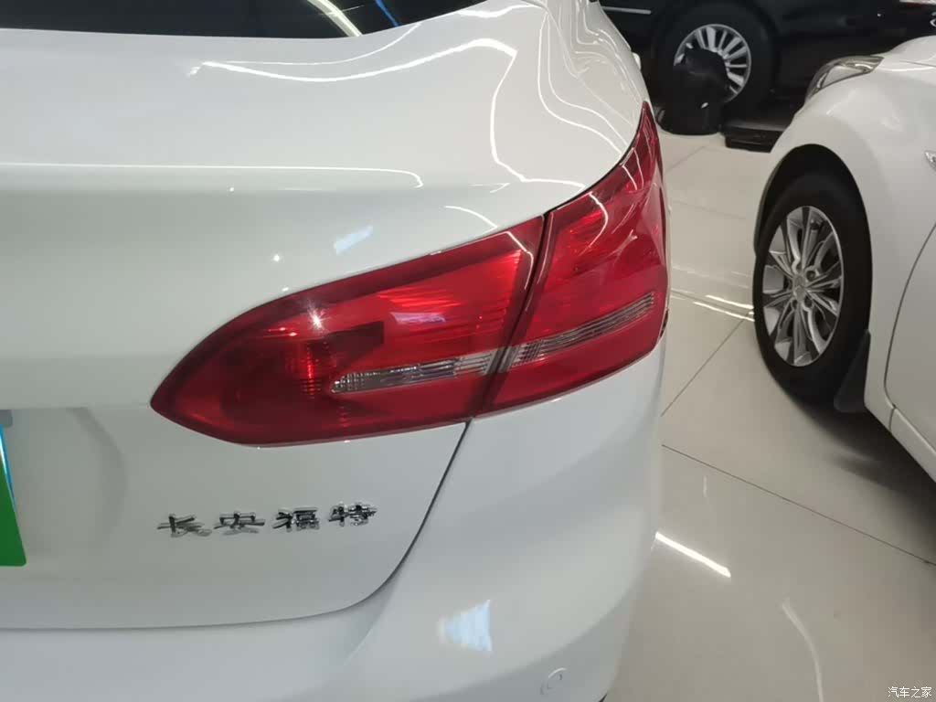 Ford Focus, 2016 8