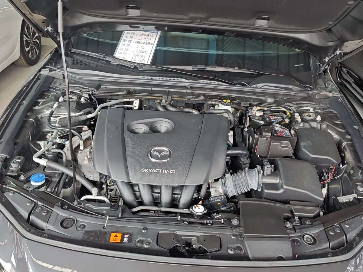 Mazda Mazda3, 2023 14