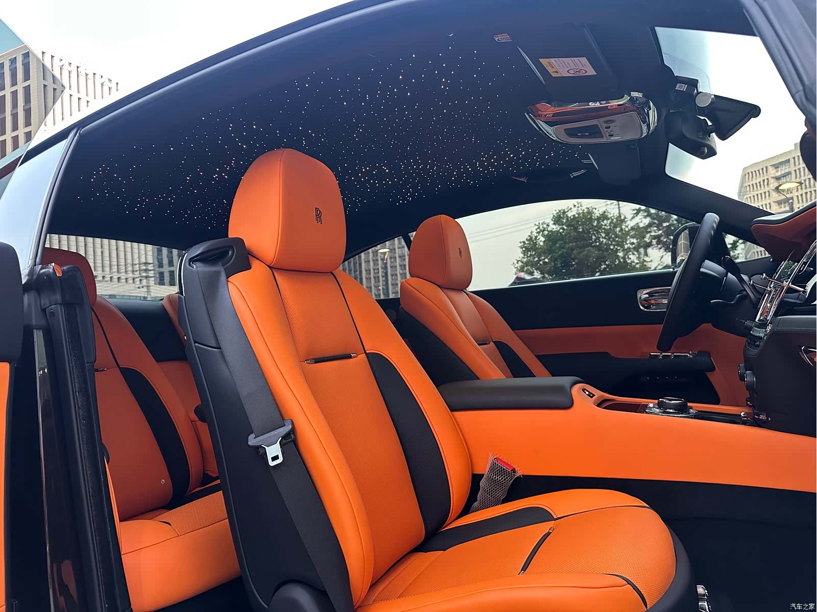 Rolls-Royce Wraith, 2018 10