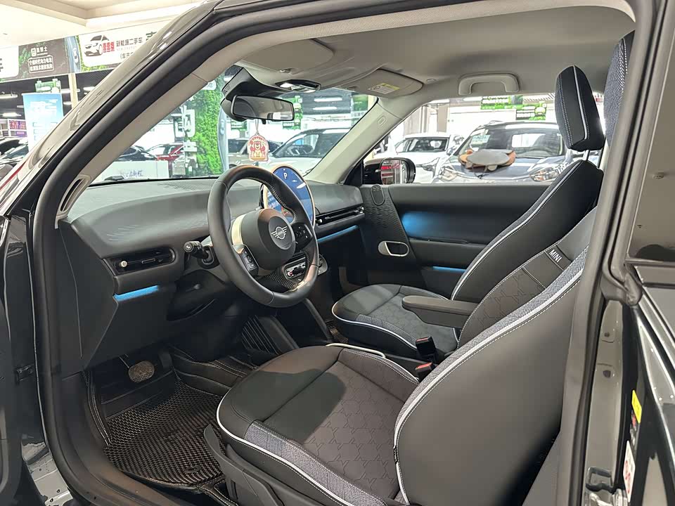 MINI Electric COOPER