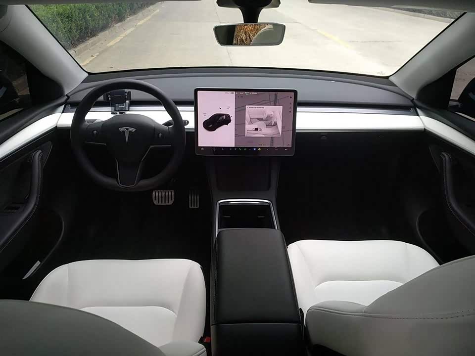 Tesla Model Y Tesla Model Y