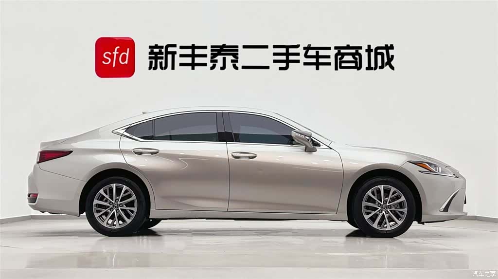 Lexus ES, 2023 3
