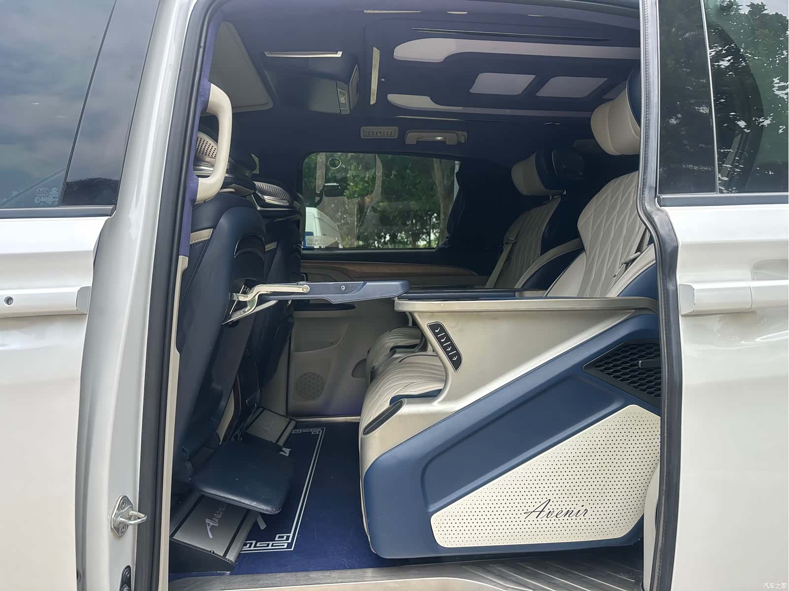 Buick GL8, 2019 8
