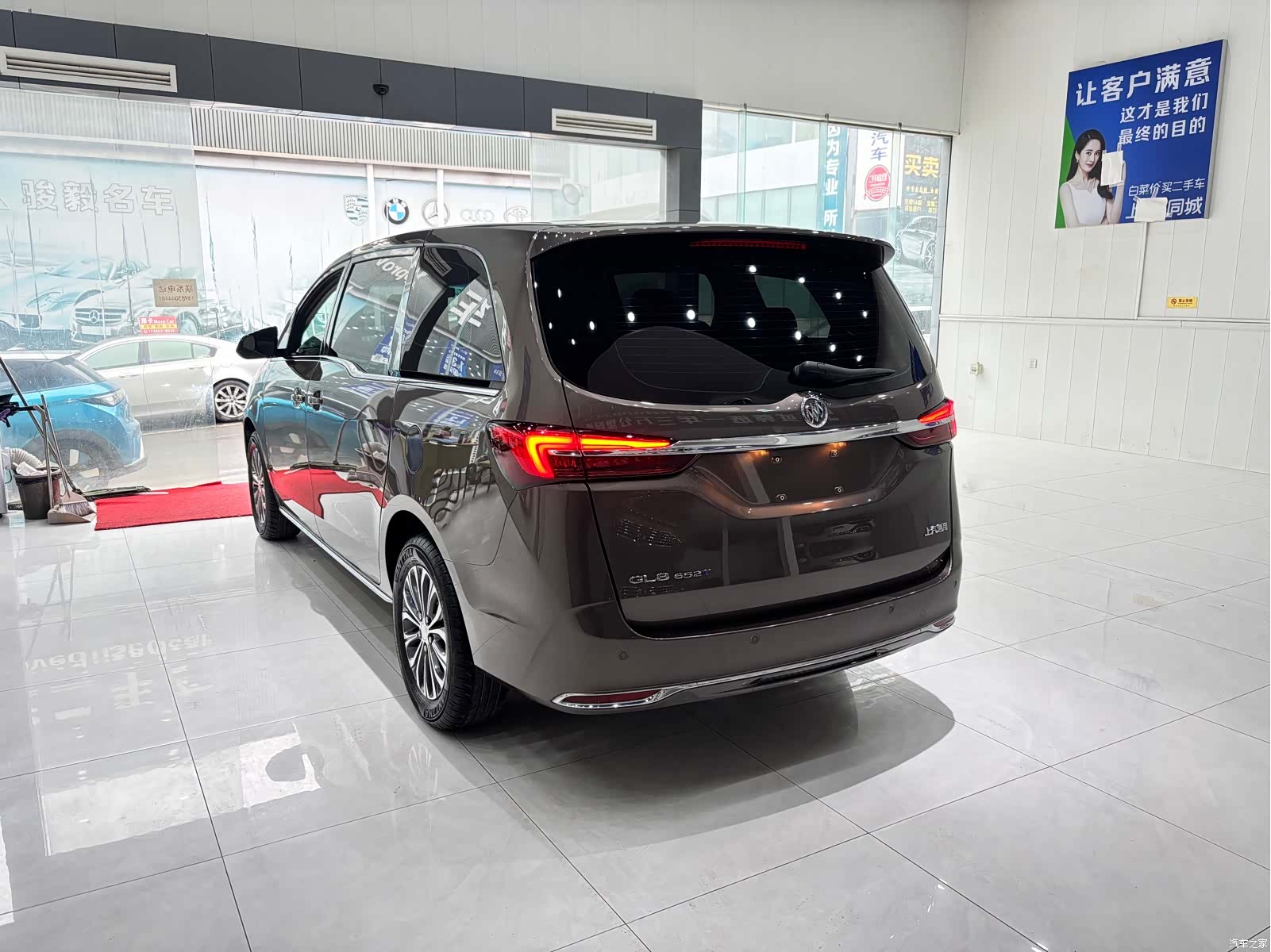 Buick GL8, 2022 4