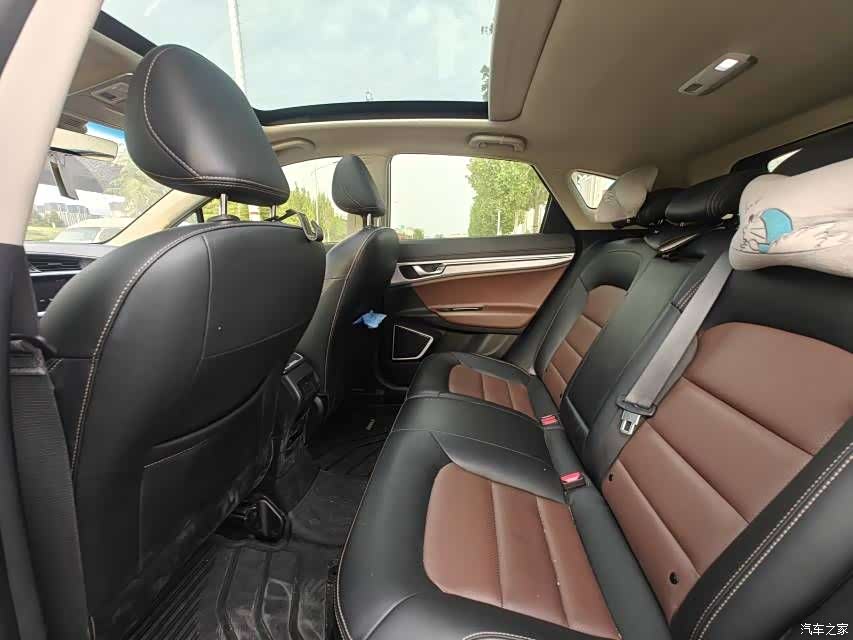 Geely Emgrand, 2020 6