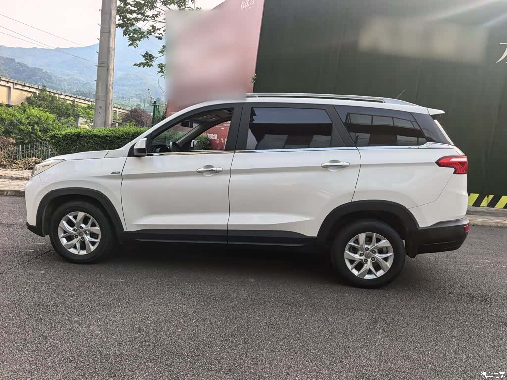 Wuling Hongguang, 2017 23
