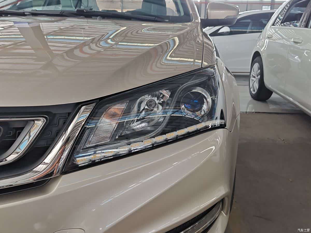 Geely Emgrand, 2018 11