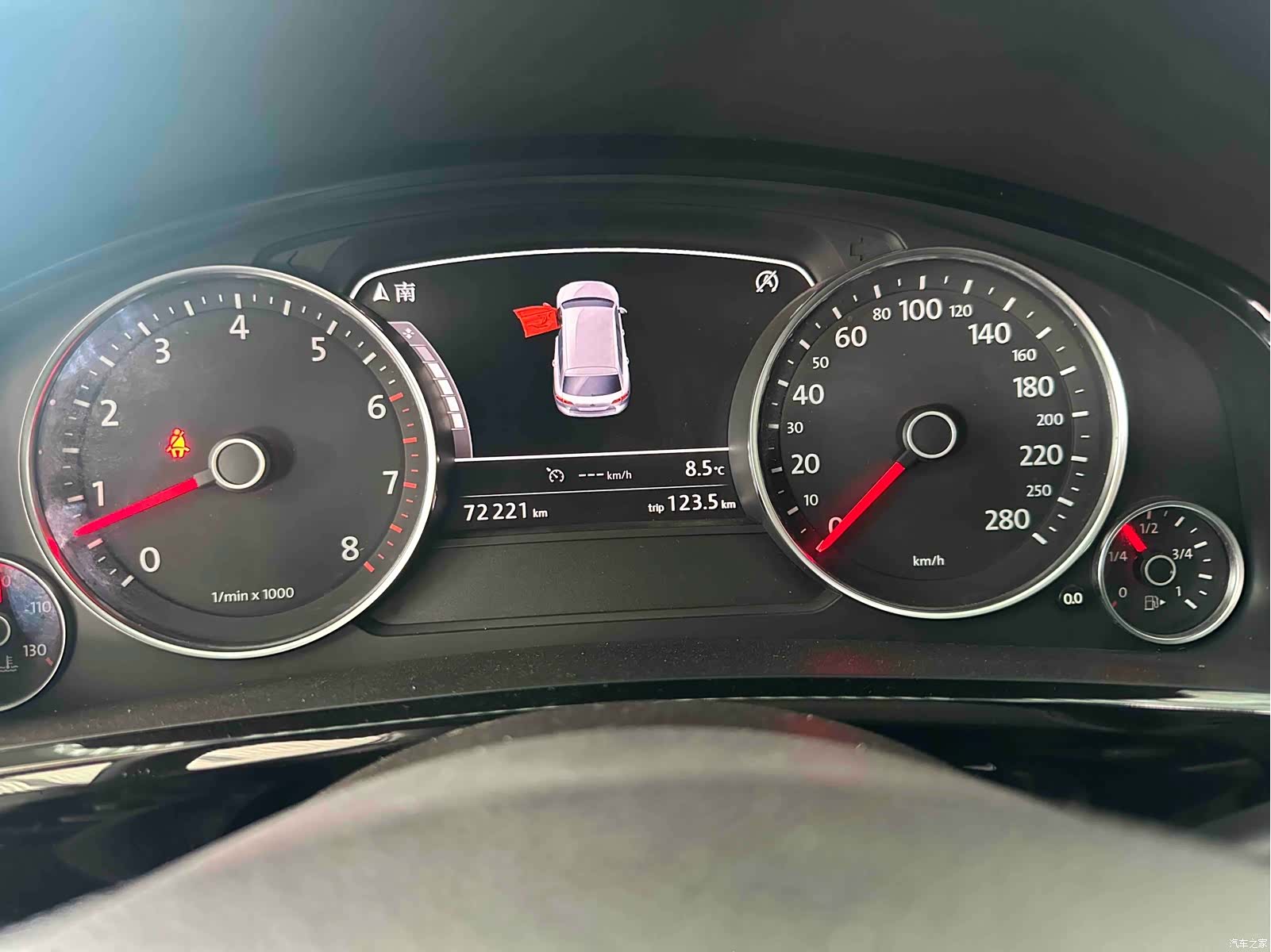 Volkswagen Touareg, 2019 18
