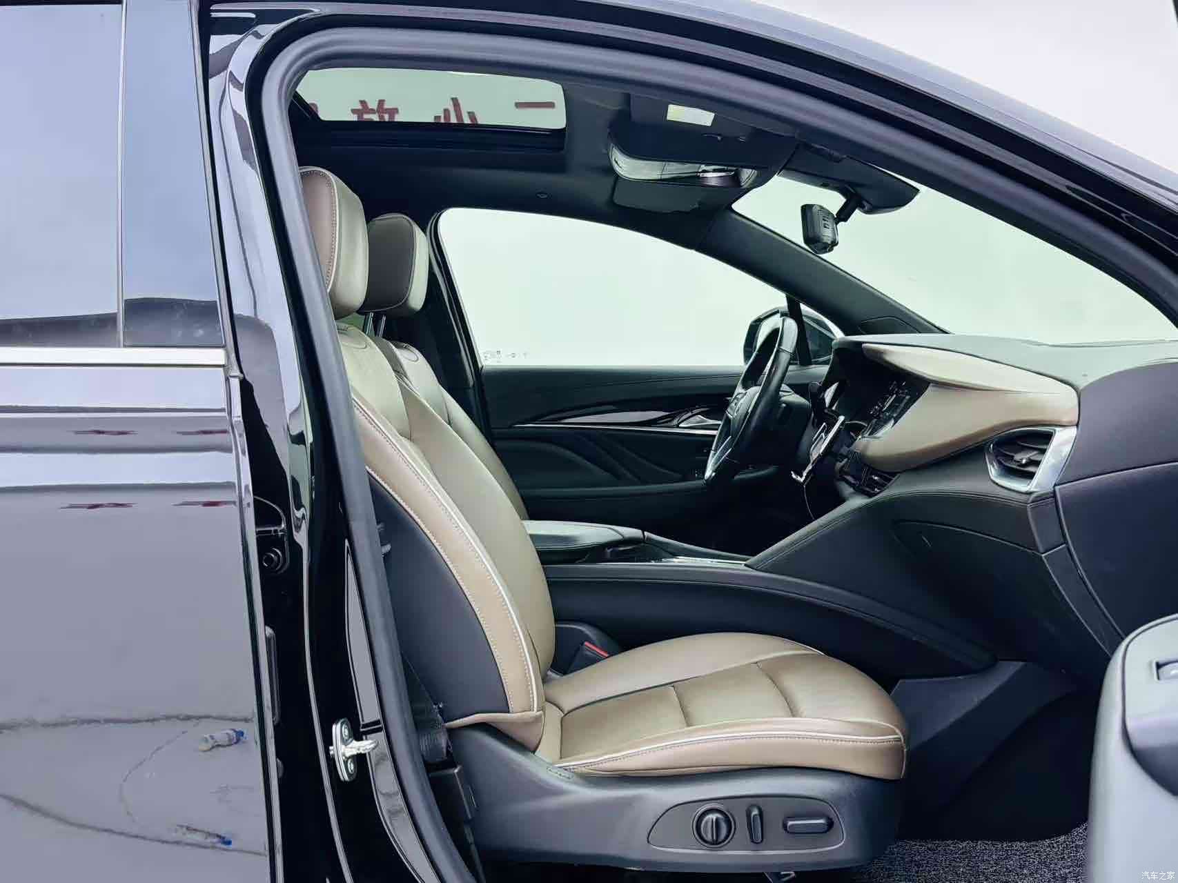 Buick Enclave, 2021 10