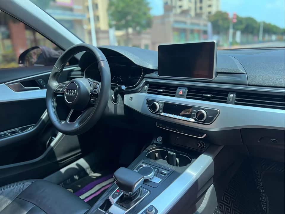 Audi A4L Audi A4L