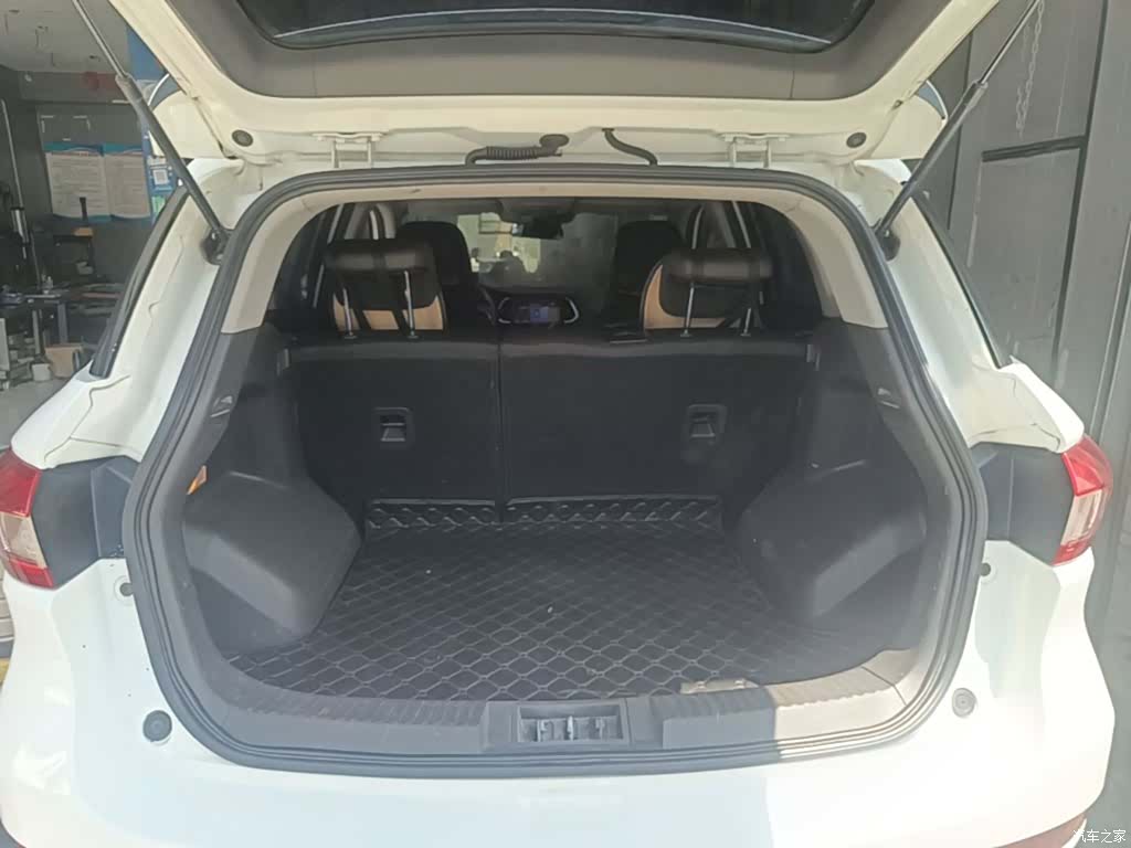 GAC GS4, 2015 19