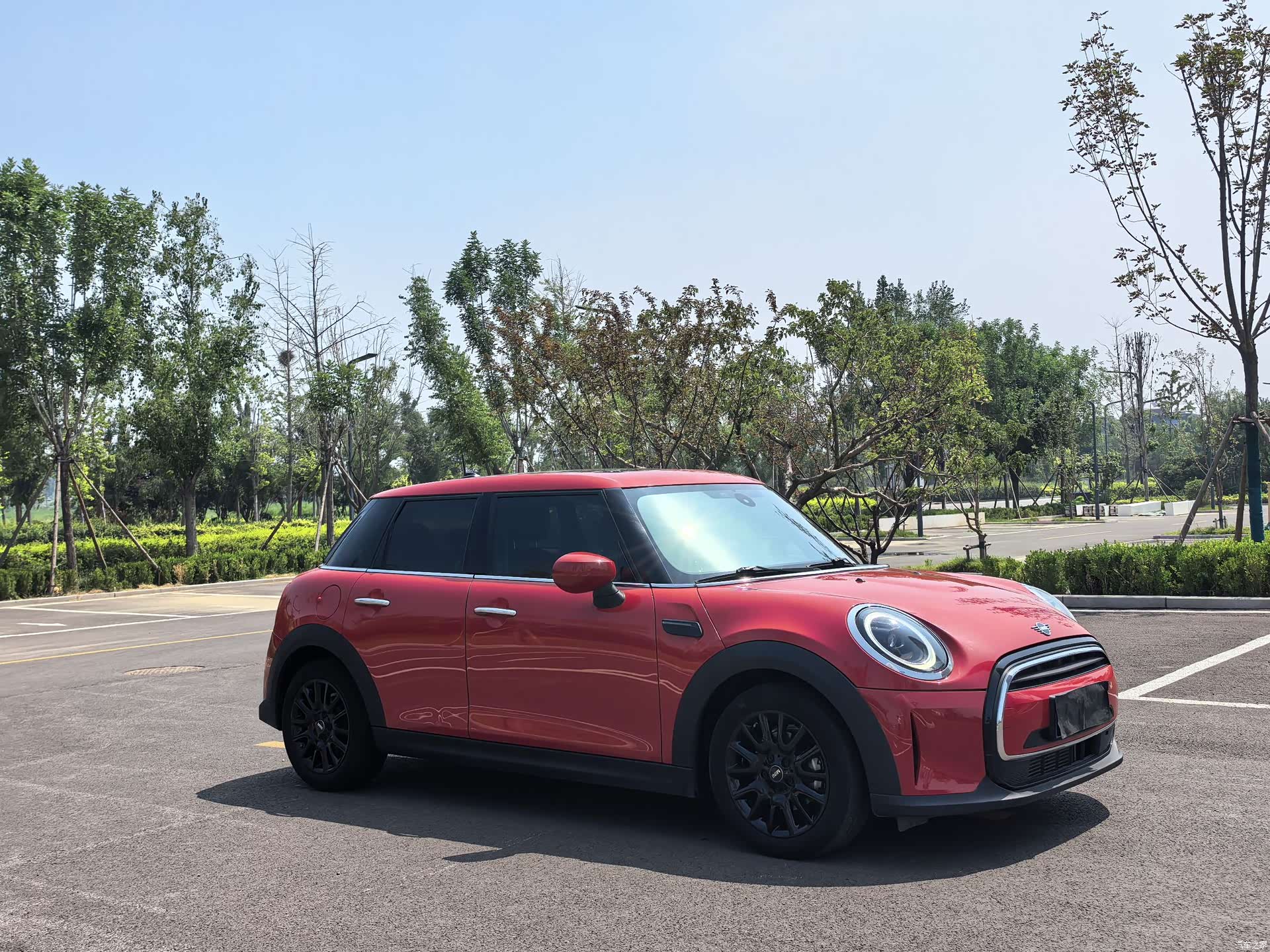 Mini ONE, 2022 3