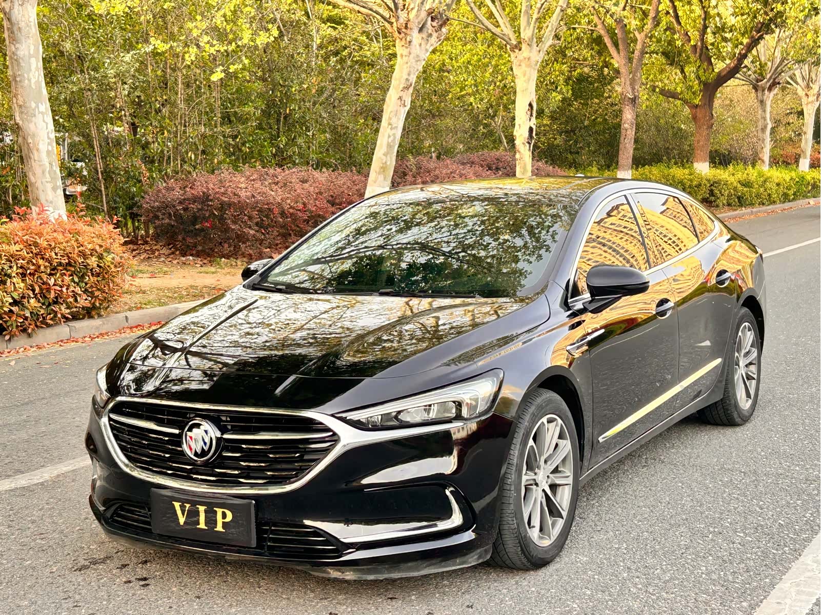 Buick LaCrosse, 2021 1