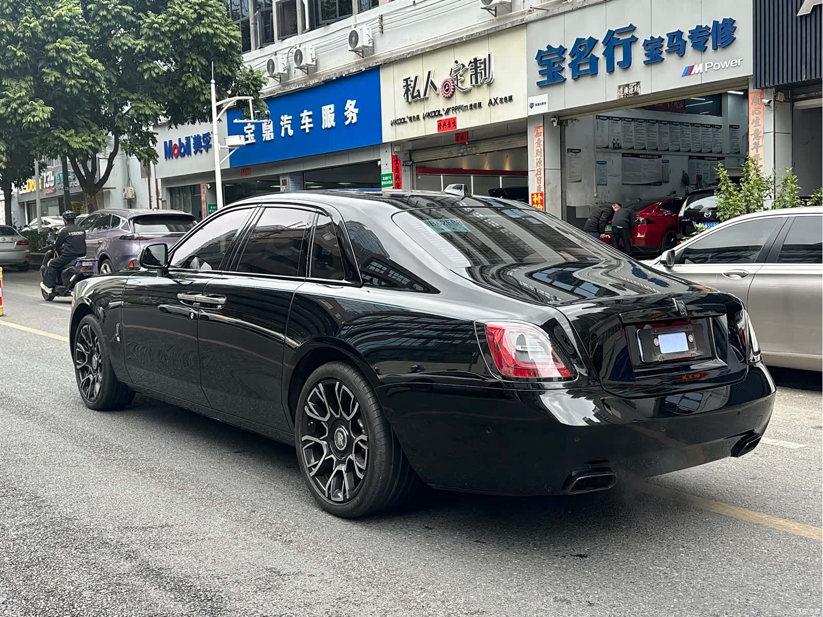 Rolls-Royce Ghost, 2022 6