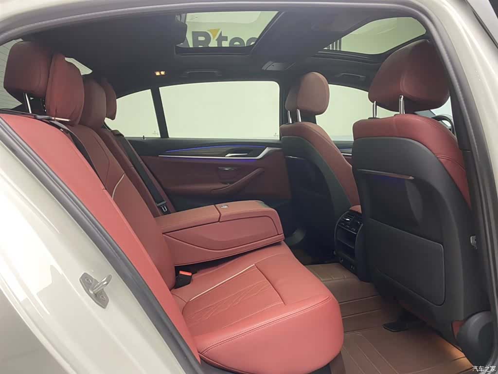 BMW 5 Series, 2022 22