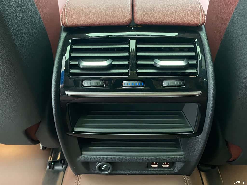 BMW 5 Series, 2022 21
