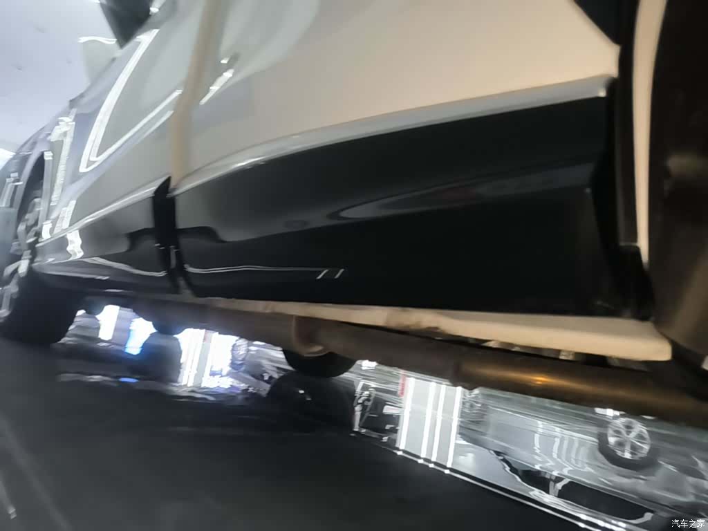 Roewe D5X, 2025 22