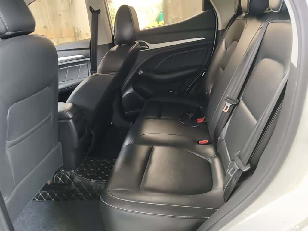 MG ZS, 2018 17