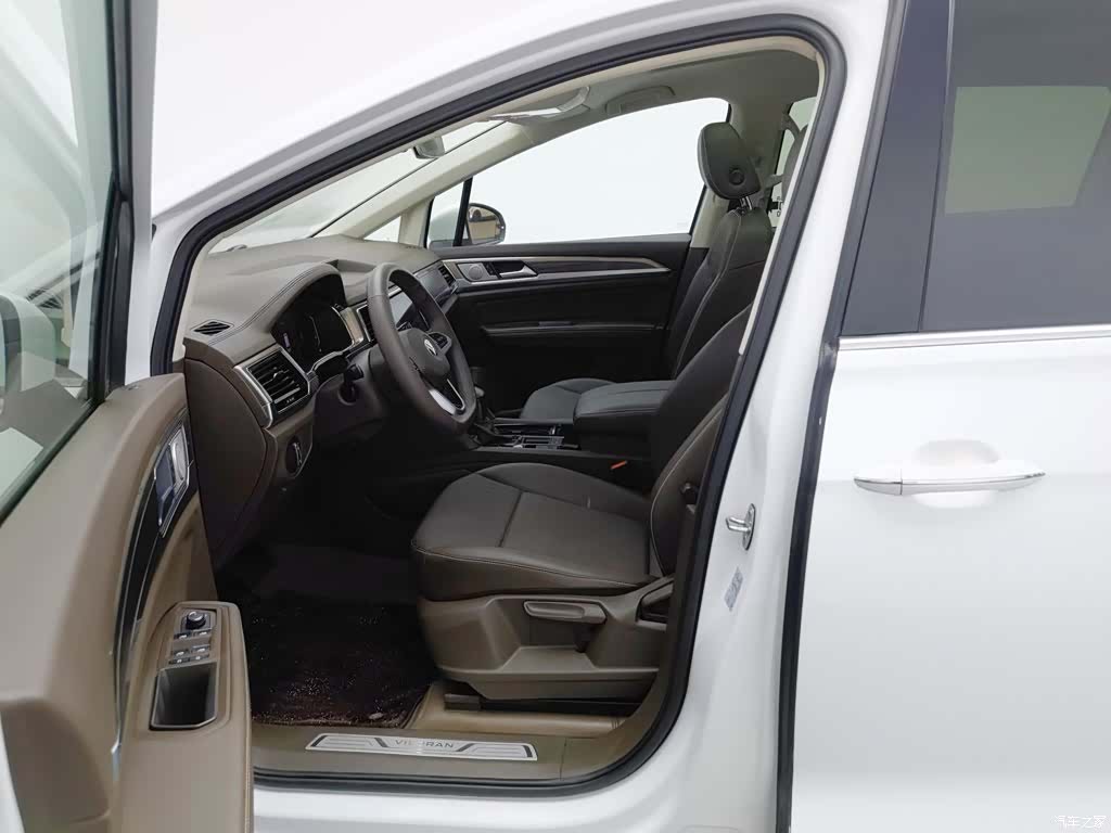 Volkswagen Viloran, 2022 10