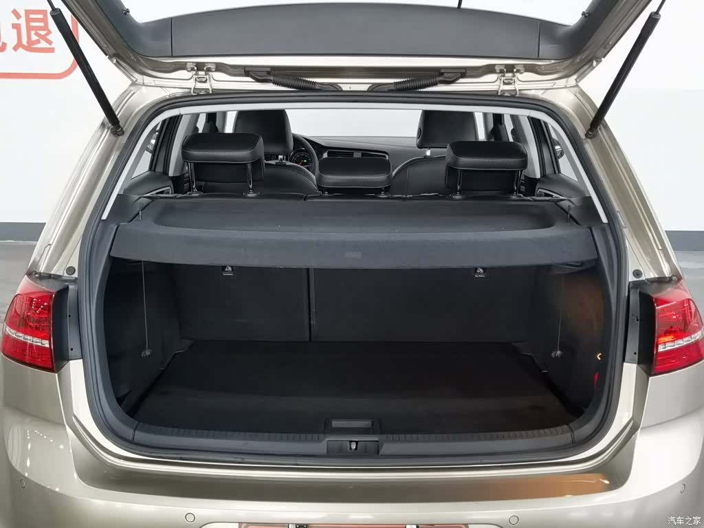 Volkswagen Golf, 2015 16