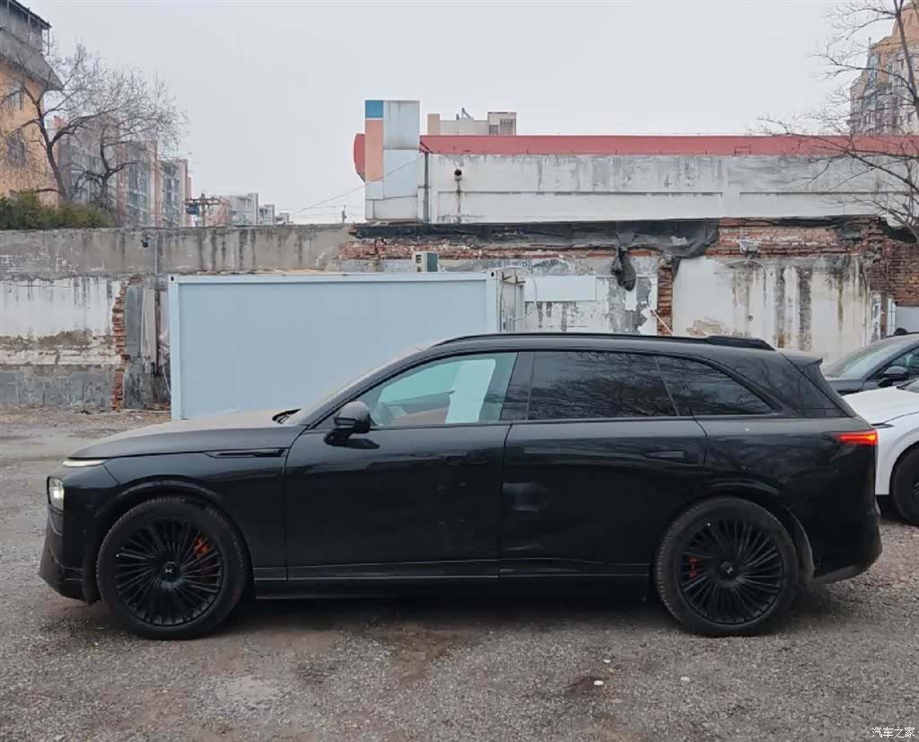 Xpeng G9, 2025 все фото