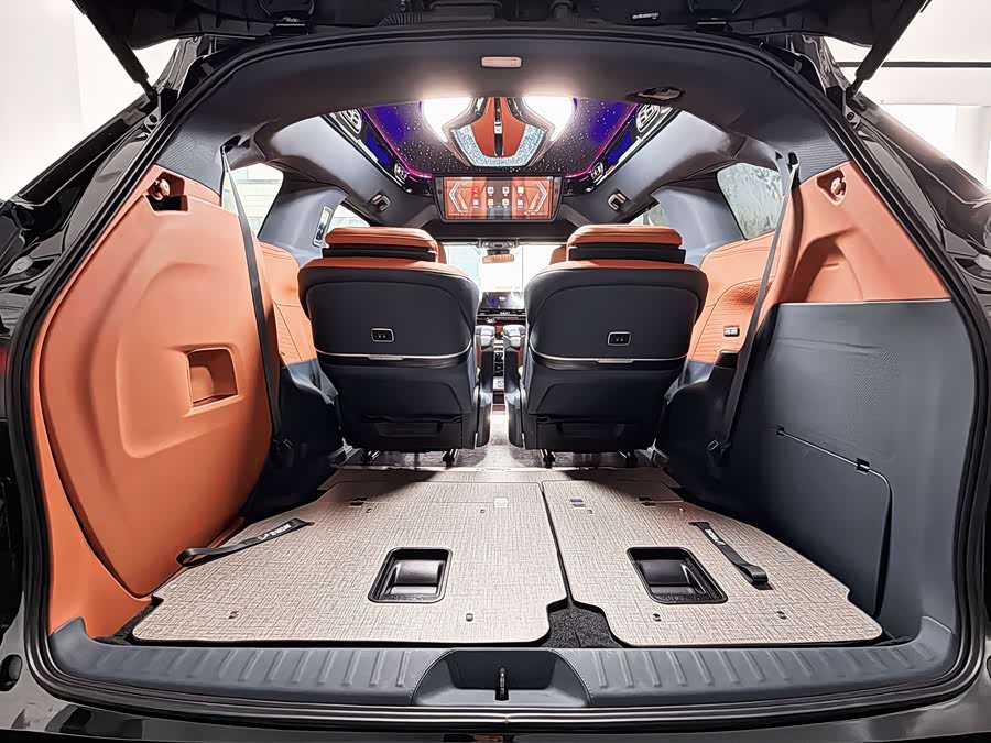 Toyota Granvia 2024, фото 21