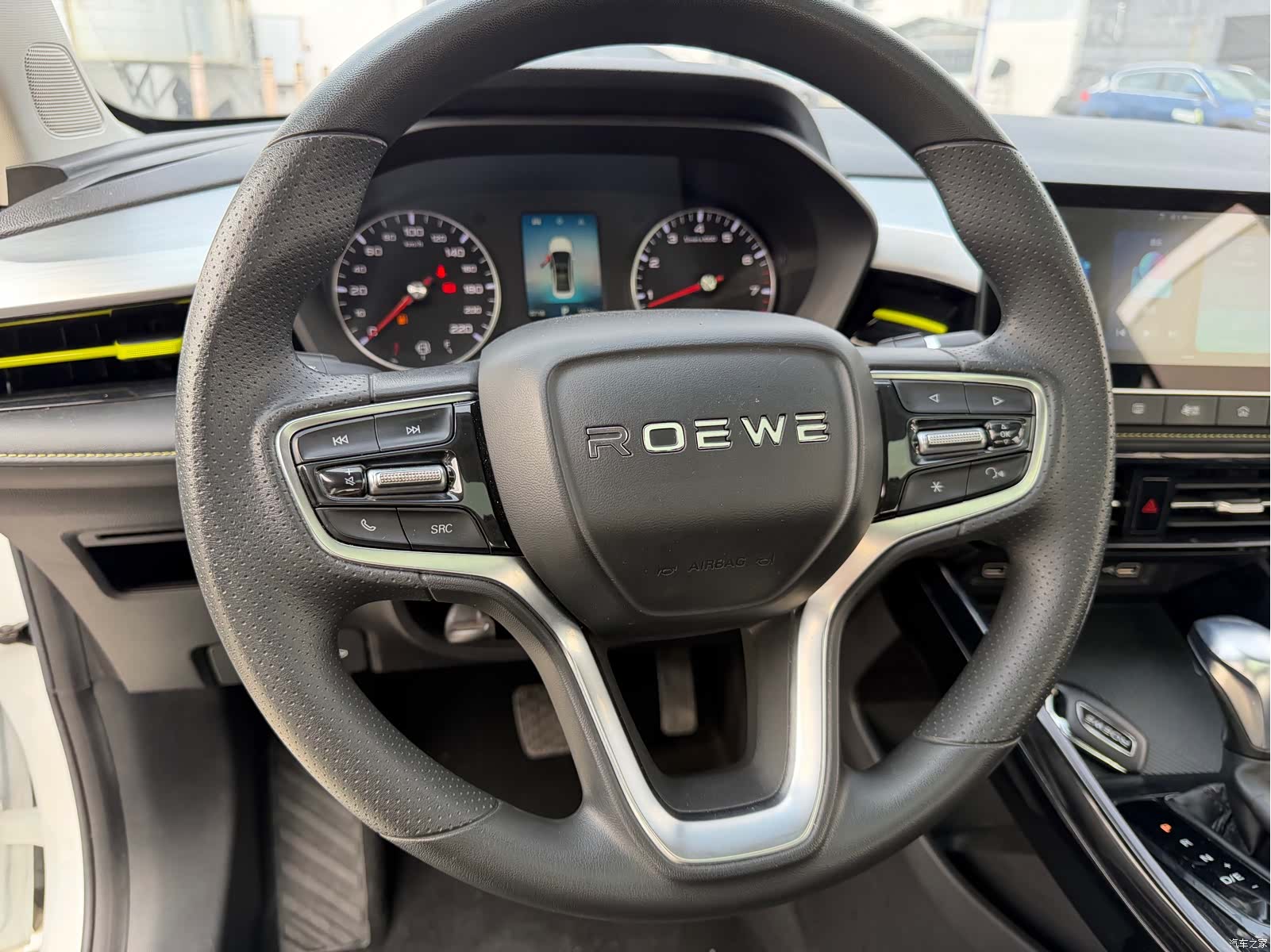 Roewe i5, 2022 9