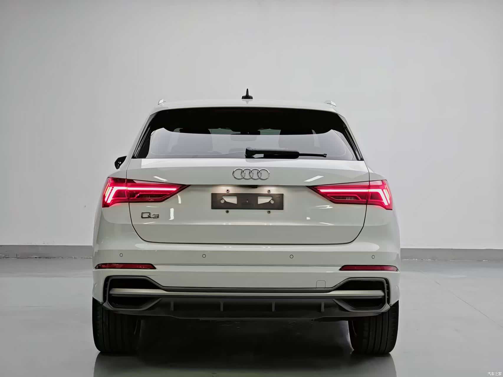 Audi Q3, 2023 все фото