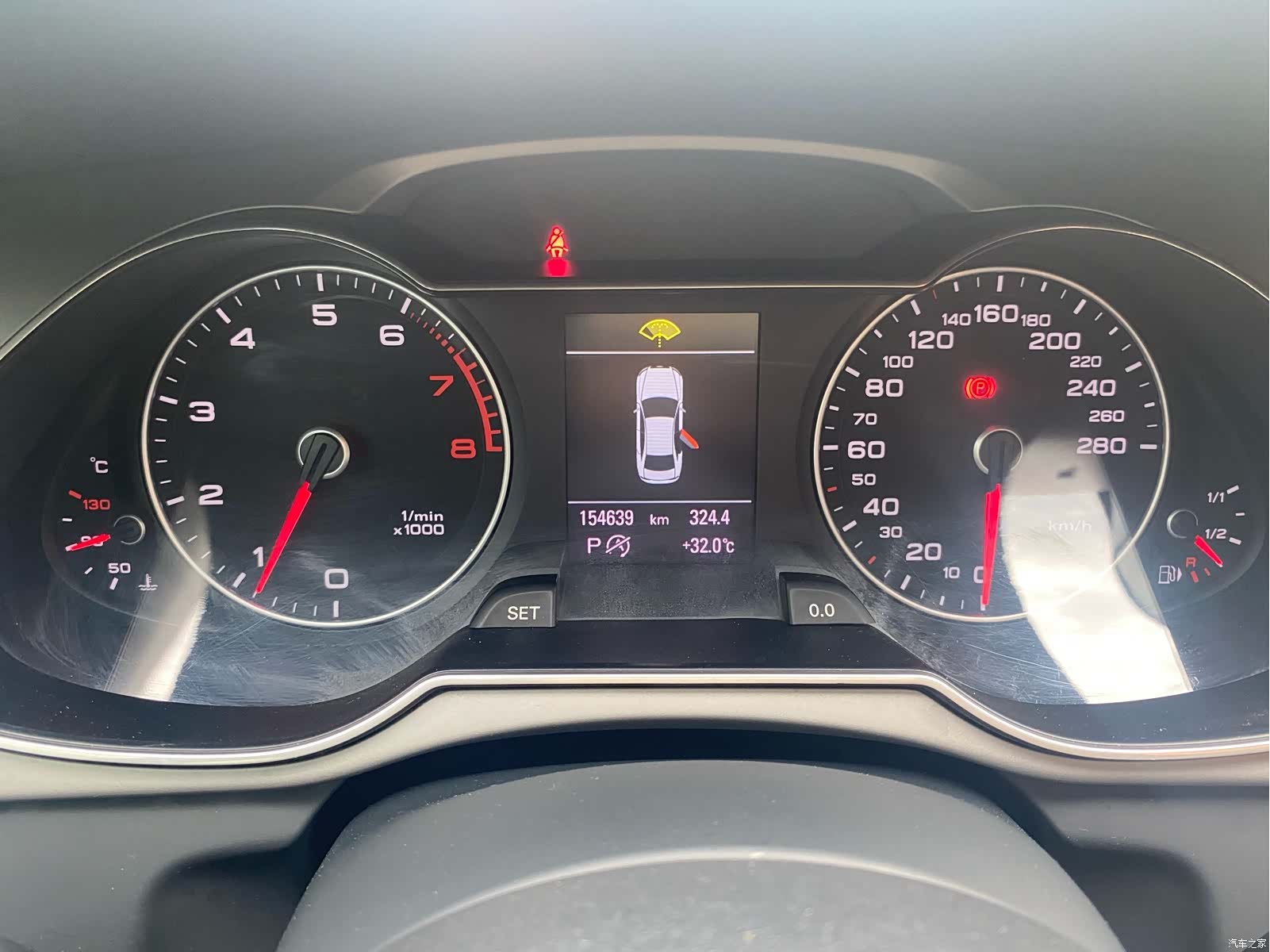 Audi A4L, 2016 18