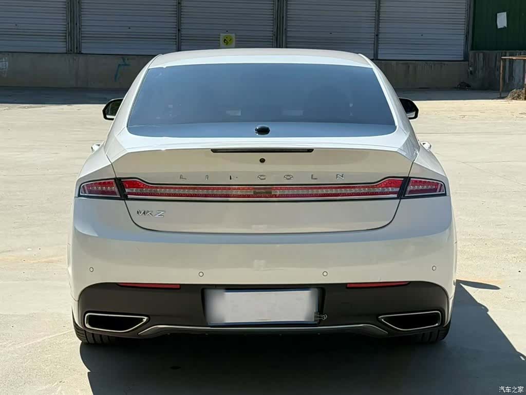 Lincoln MKZ, 2017 10