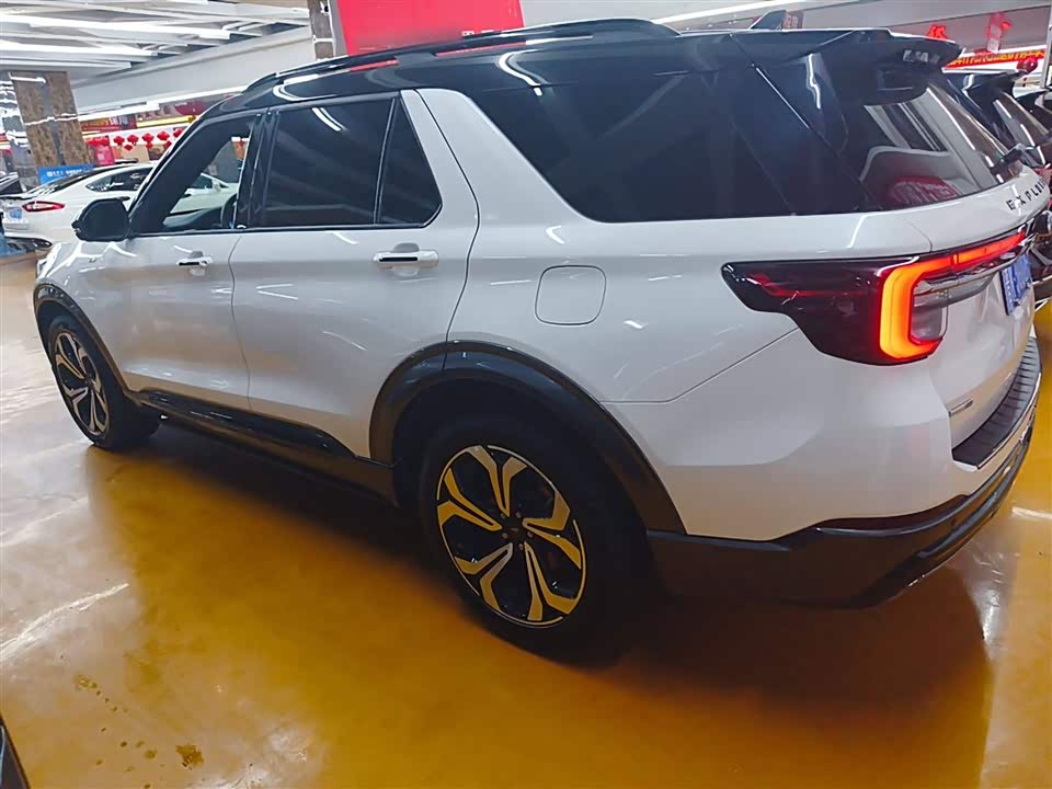 Ford Explorer Ford Explorer