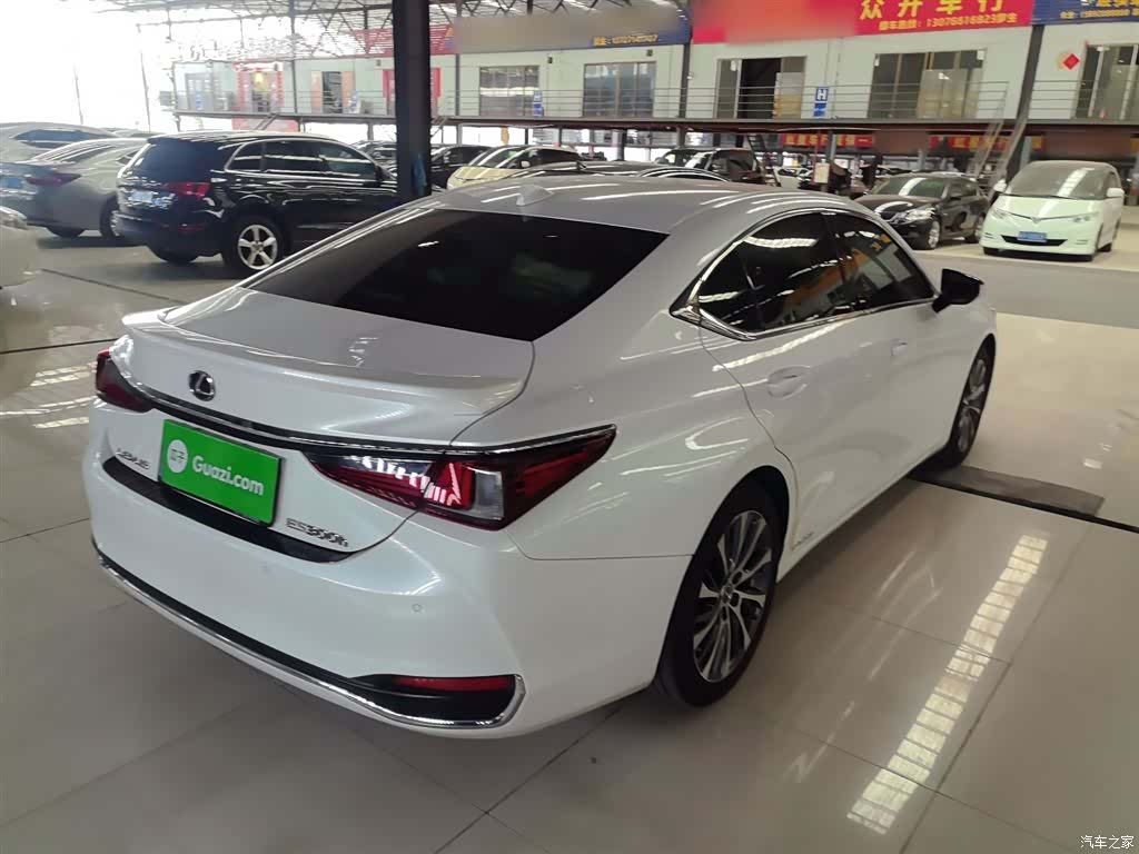 Lexus ES, 2018 22