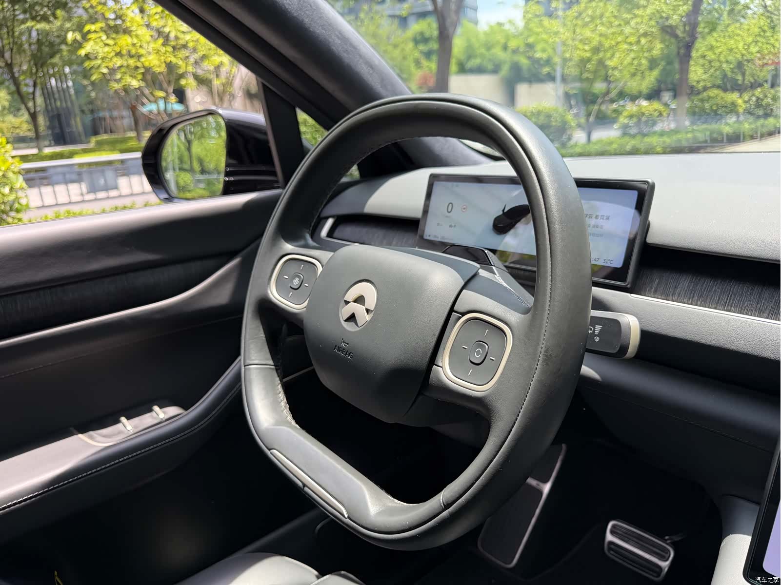 NIO ES8, 2023 14