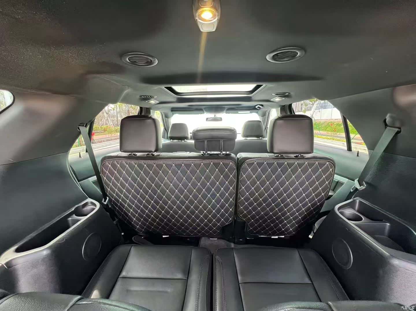 Ford Explorer, 2015 10