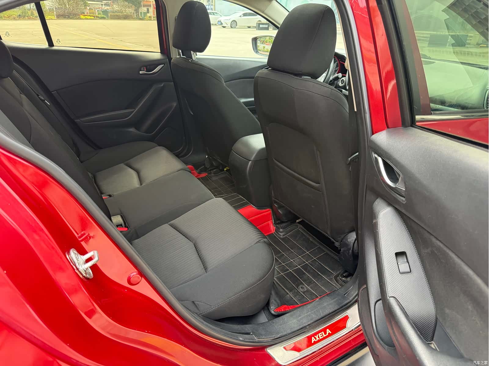 Mazda Mazda3, 2014 22