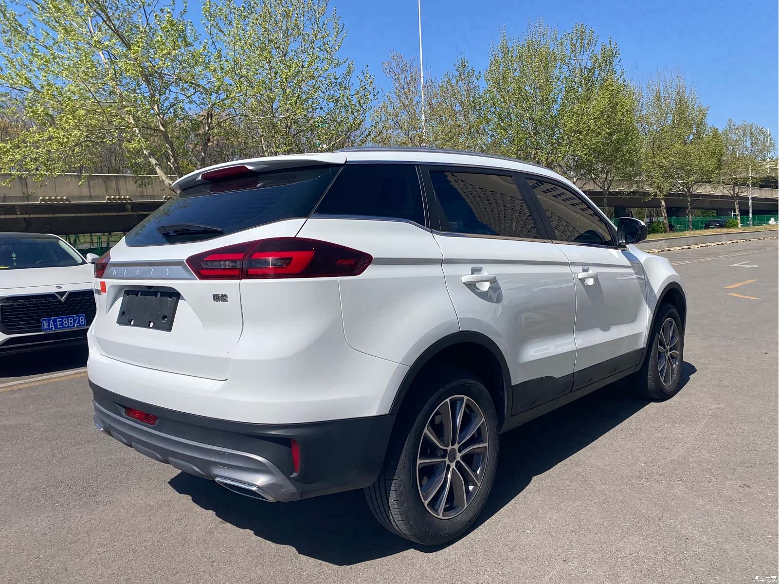 Geely Boyue, 2021 все фото
