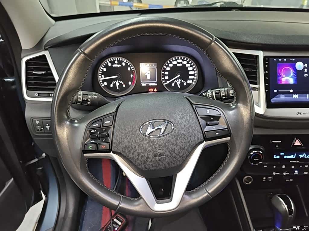 Hyundai Tucson, 2016 11