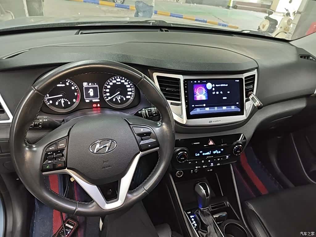Hyundai Tucson, 2016 10