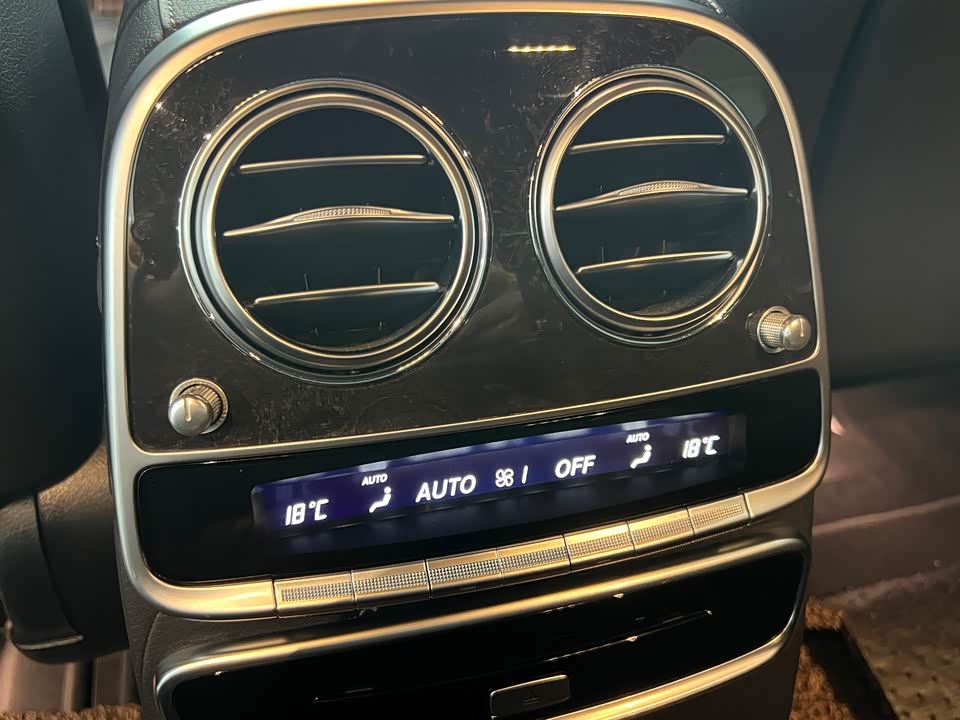 Mercedes-Benz S-class Mercedes-Benz S-class