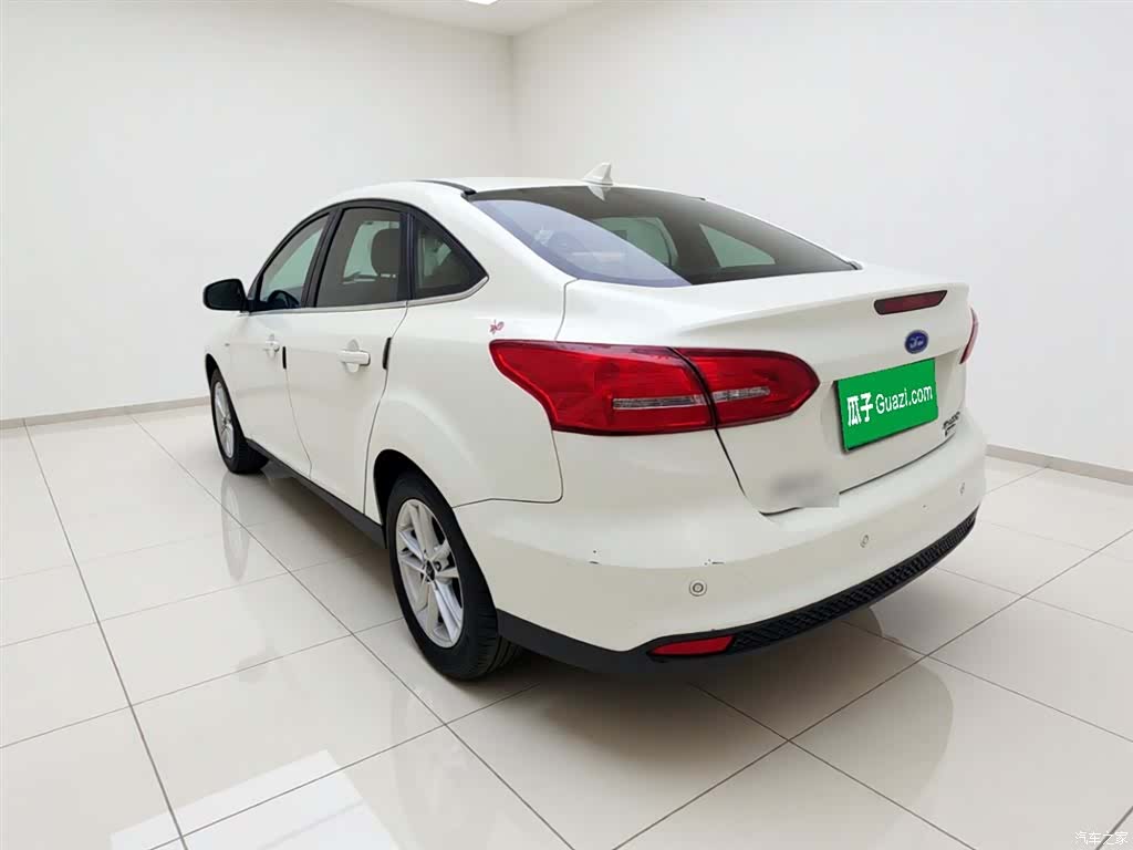 Ford Focus, 2018 4