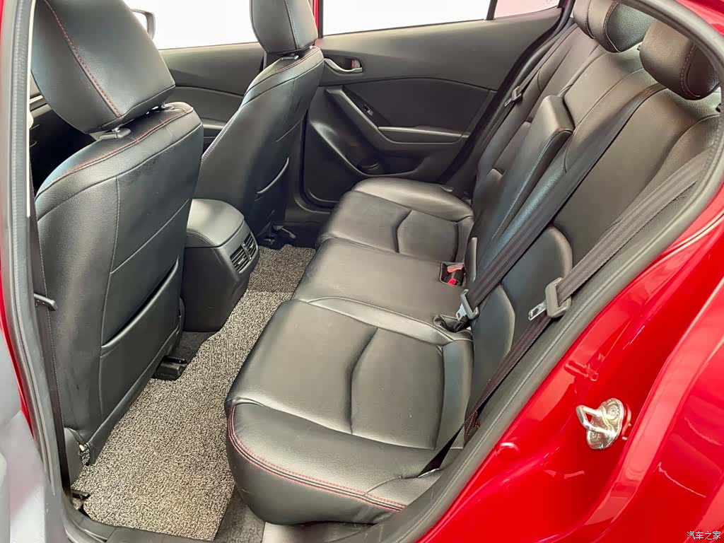 Mazda Mazda3, 2018 7