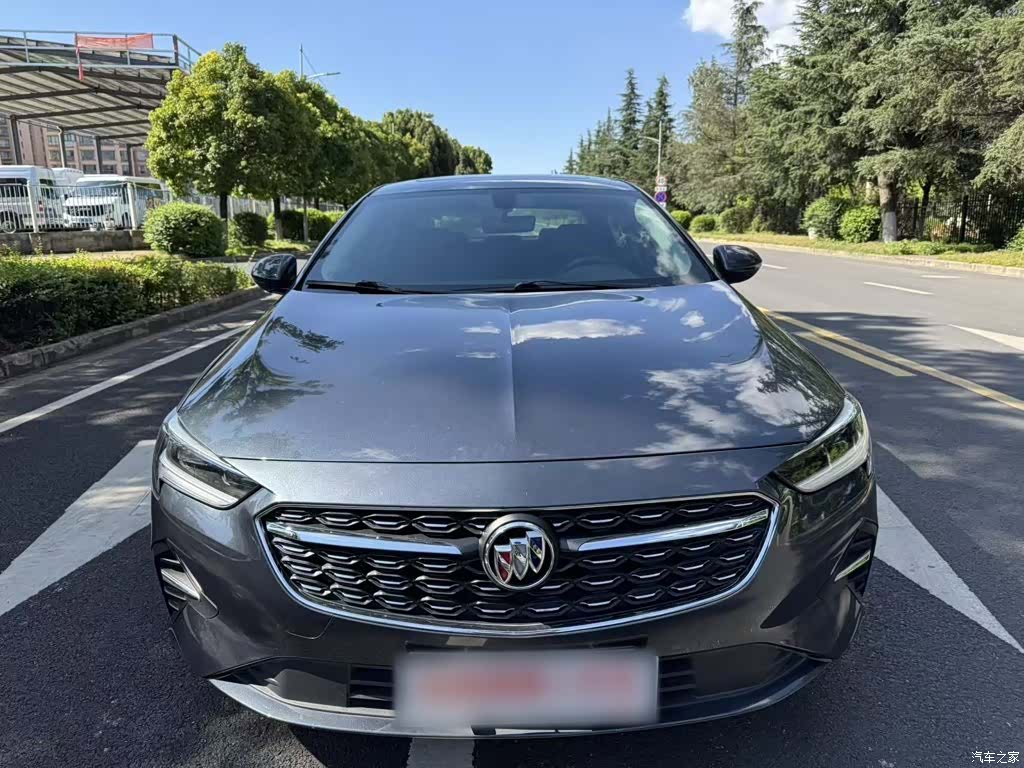 Buick Regal, 2023 3