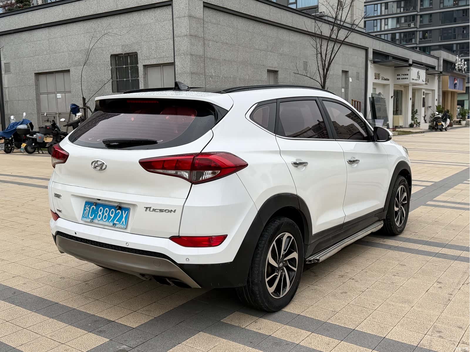 Hyundai Tucson, 2016 10