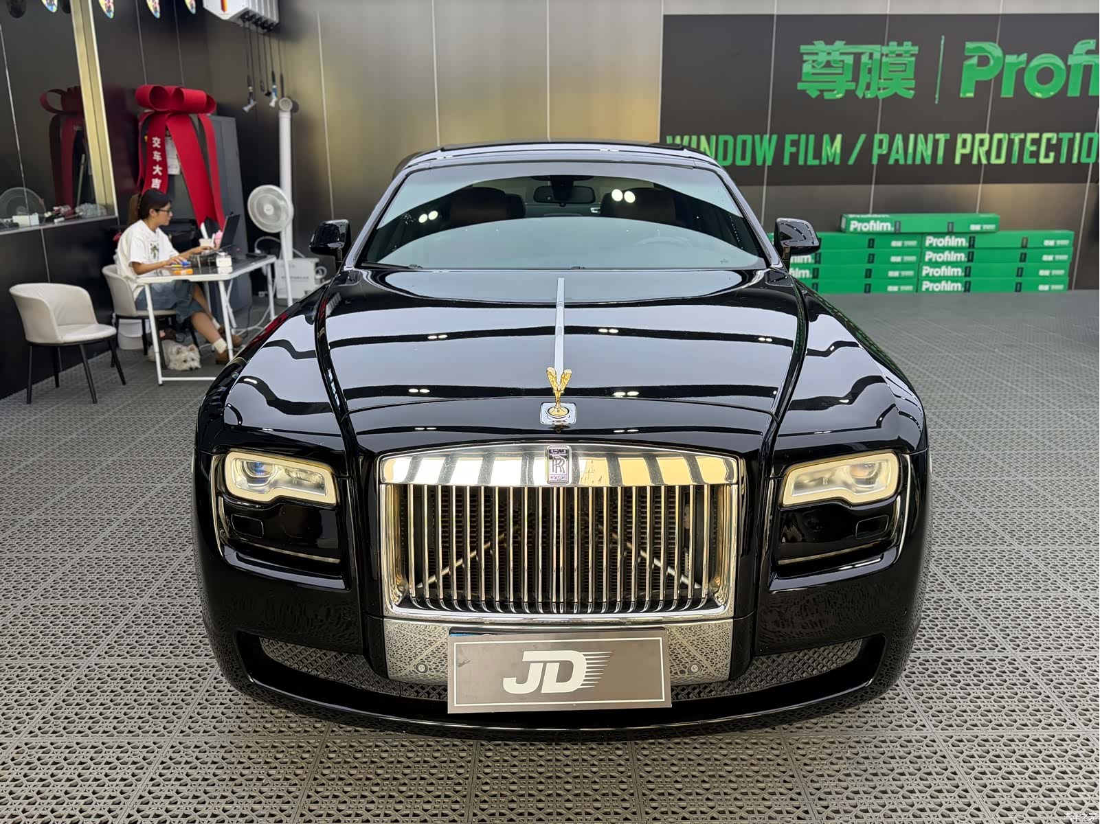 Rolls-Royce Ghost, 2014 3